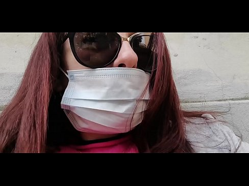 ❤️ Nicoletta se maščuje svojemu sosedu in mu urinira v garažo (Posebna italijanska karantena Covid19) ❌ Fuck video na porno sl.teenactivewear.ru ❌️